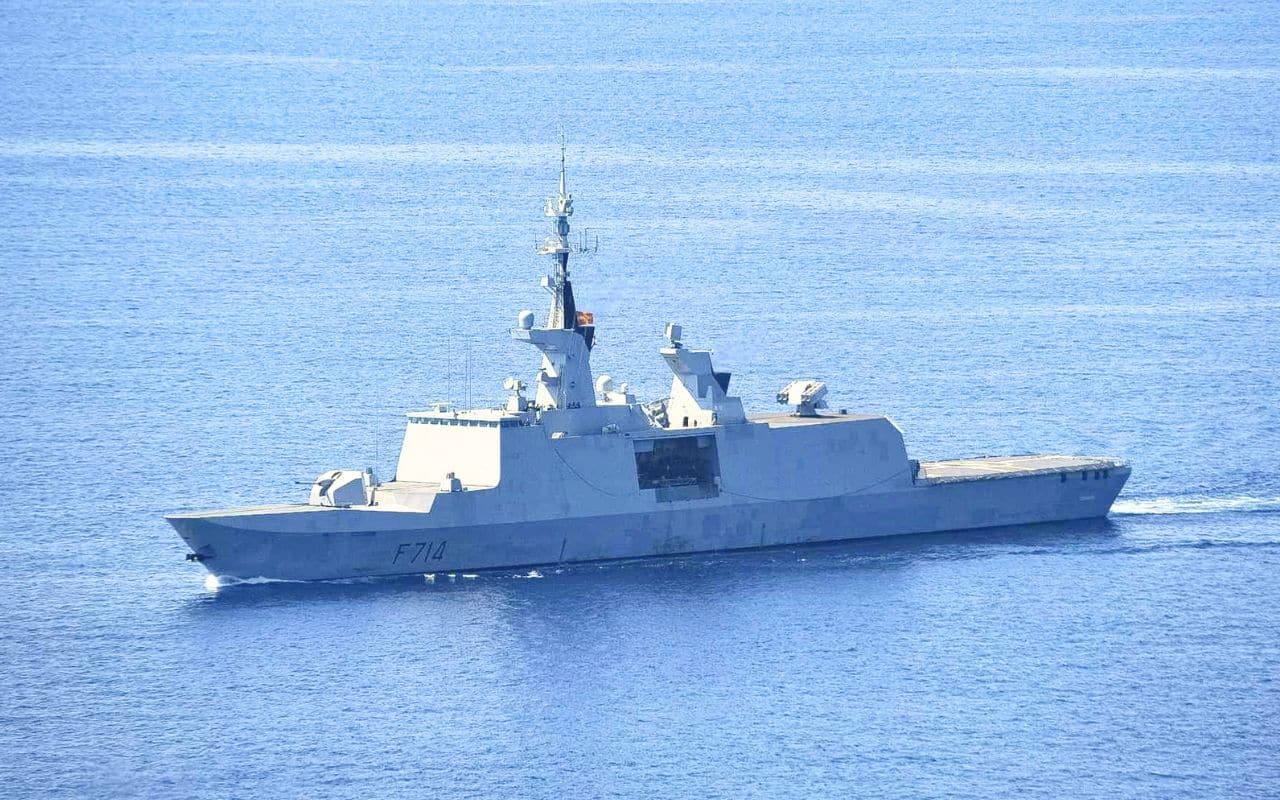 Dans l'urgence, la France remet cette frégate historique à l’eau et scelle un partenariat stratégique avec la Tunisie en Méditerranée avec cette première collaboration