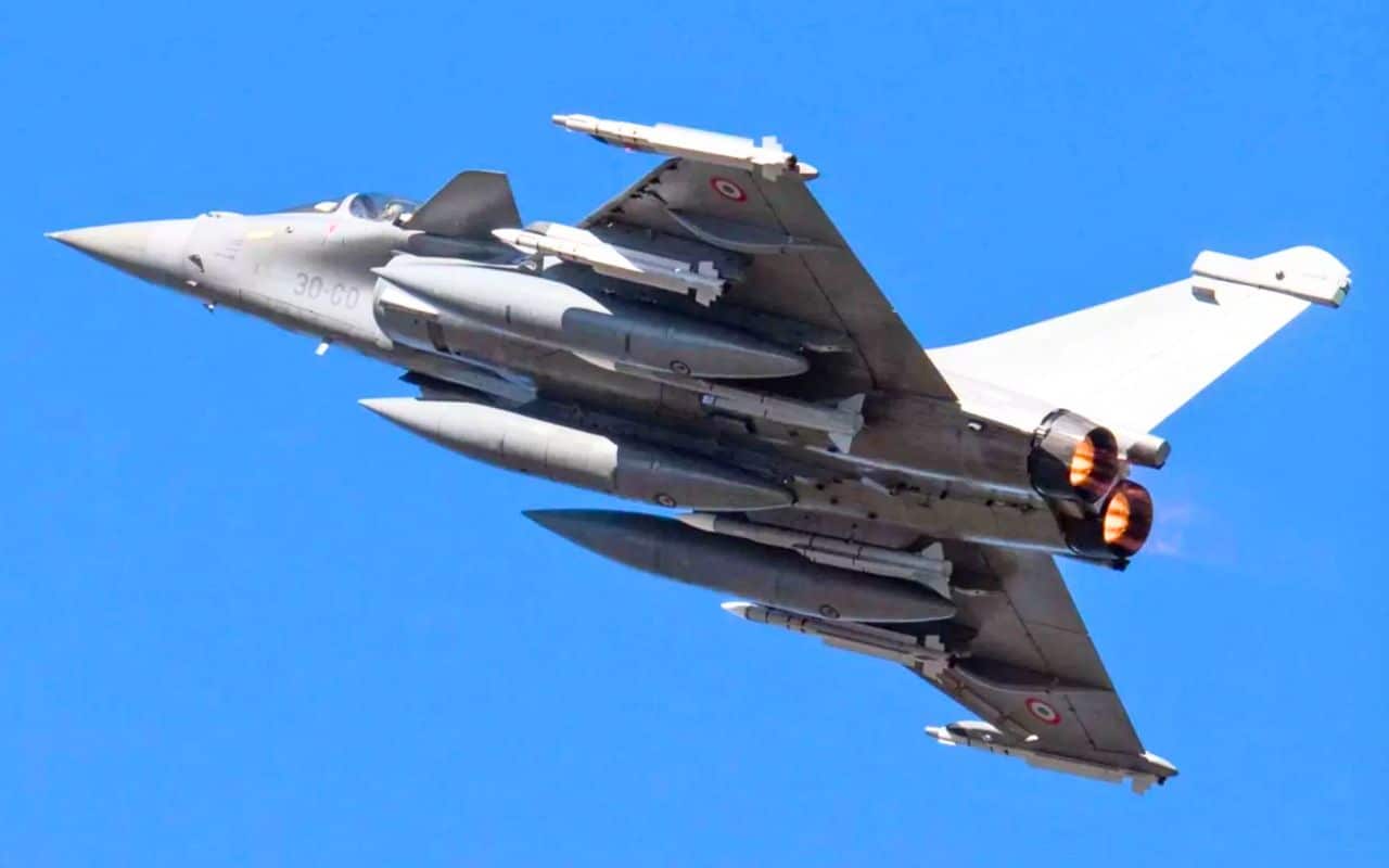 Le Rafale F4.3 dévoile ses muscles : la France teste un chasseur plus connecté, plus létal et pensé pour les guerres du futur