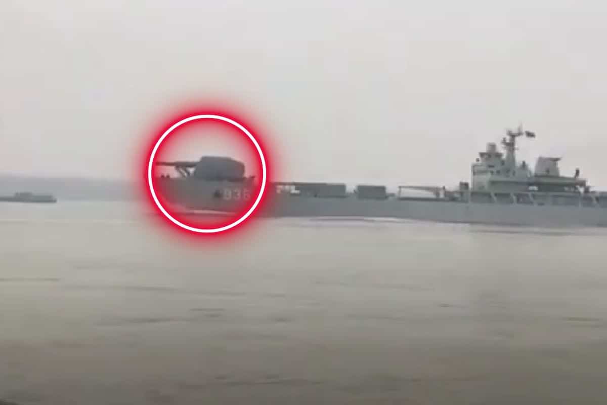 La Chine dévoile un canon futuriste en forme de X : une arme électromagnétique capable de frapper à 400 km en 6 minutes