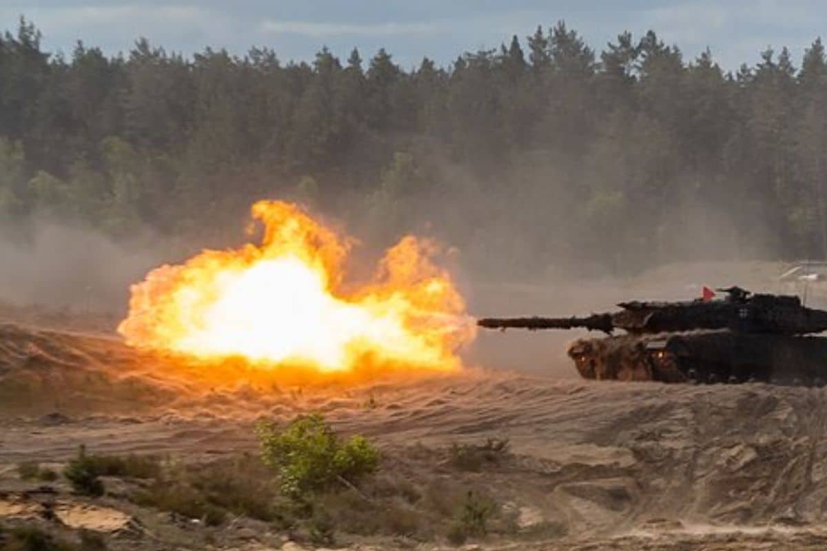 Ce pays d'Europe de l'Est veut envoyer un message clair à la Russie avec une grande première dans son histoire : un bataillon de chars d'assaut Leopard 2A