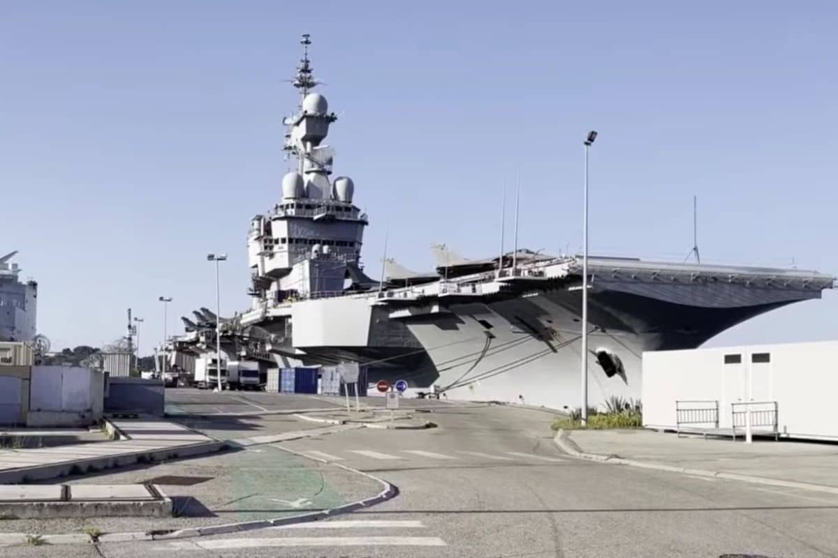 Le porte-avions Charles de Gaulle sera bientôt battu comme plus gros navire de guerre d'un pays méditerranéen par le nouveau colosse turque