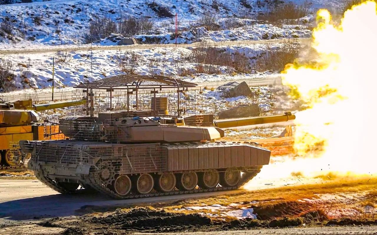 Ce monstre d'acier français est capable de résister aux drones kamikazes, aux mines et aux RPG une bête de guerre taillée pour les conflits modernes