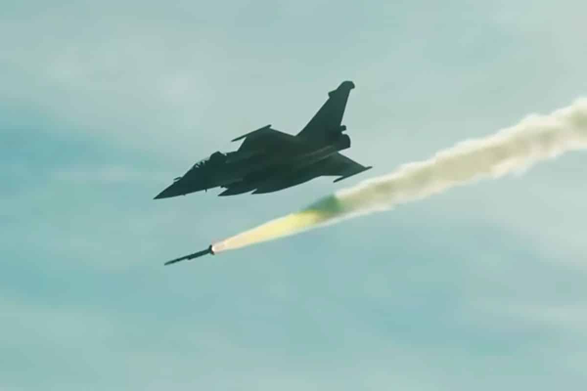 Depuis l'abandon de son éternelle rivale, la France est la seule puissance d'Europe occidentale à disposer ce type de dissuasion nucléaire encore récemment améliorée