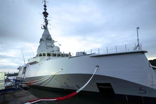 La France a un argument de poids pour coiffer sur le poteau son plus grand rival historique sur la vente « milliardaire » de 4 frégates à la Suède