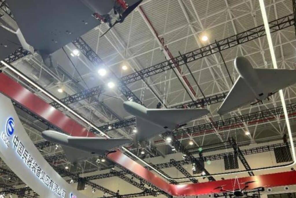 Le Feilong-300D au salon aéronautique de Zhuhai de 2025.