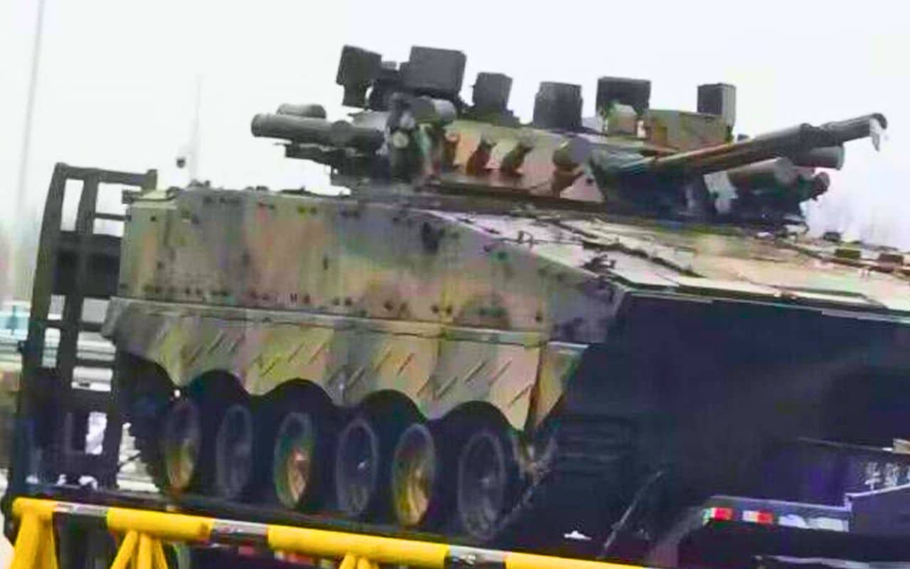 Les chars occidentaux sont prévenus : ce monstre chinois amphibie anticipe les attaques et les neutralise en plein vol