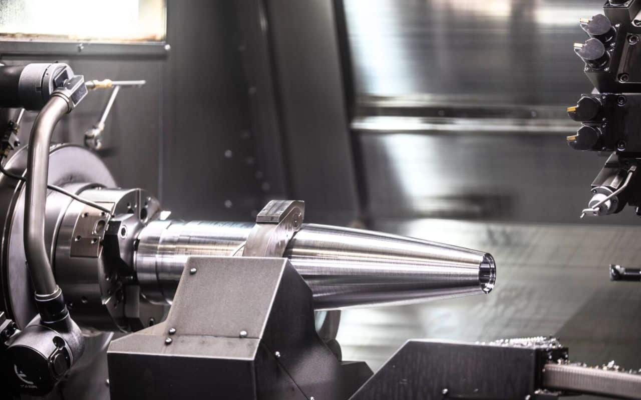 C’est dans le sud-ouest de la France qu’un contrat historique vient d’être scellé pour produire jusqu’à 150 000 obus de 155 mm renforçant la souveraineté militaire tricolore