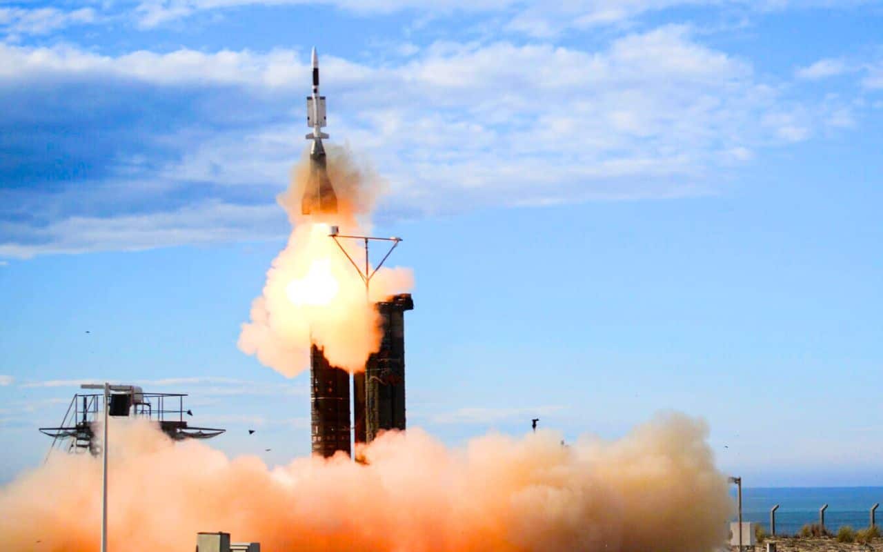 La France et l’Italie activent leur bouclier ultime : cette technologie souveraine peut intercepter un missile furtif à plus de 1 500 km/h avant l’impact