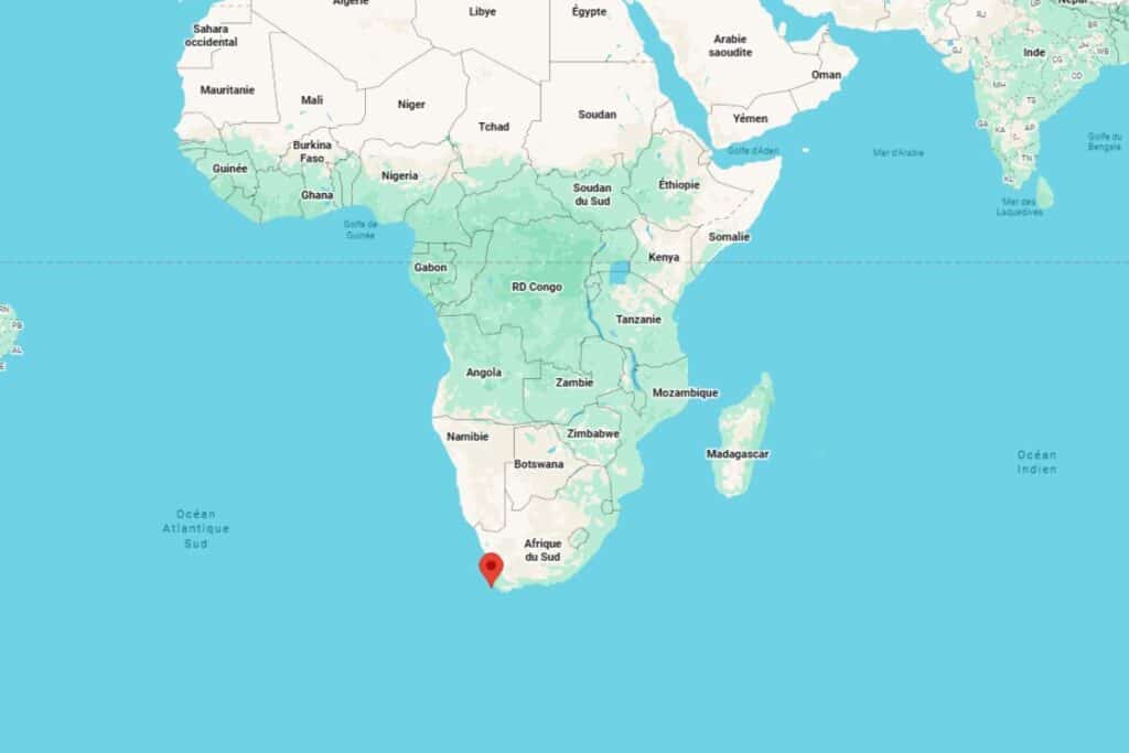 Le cap de Bonne-Espérance est un des lieux les plus stratégiques du globe. 20 000 des plus grande navires du monde y croisent chaque année.