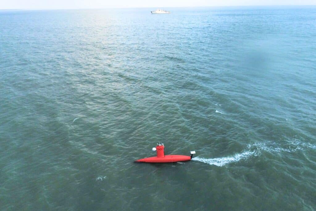 Le Shom (Service hydrographique et oceanographique de la Marine) est un vieux « briscard » qui fête ses années ses 305 ans et qui a su se renouveler tout au long de son histoire (ici le DriX H-9 récemment acheté à Exail).