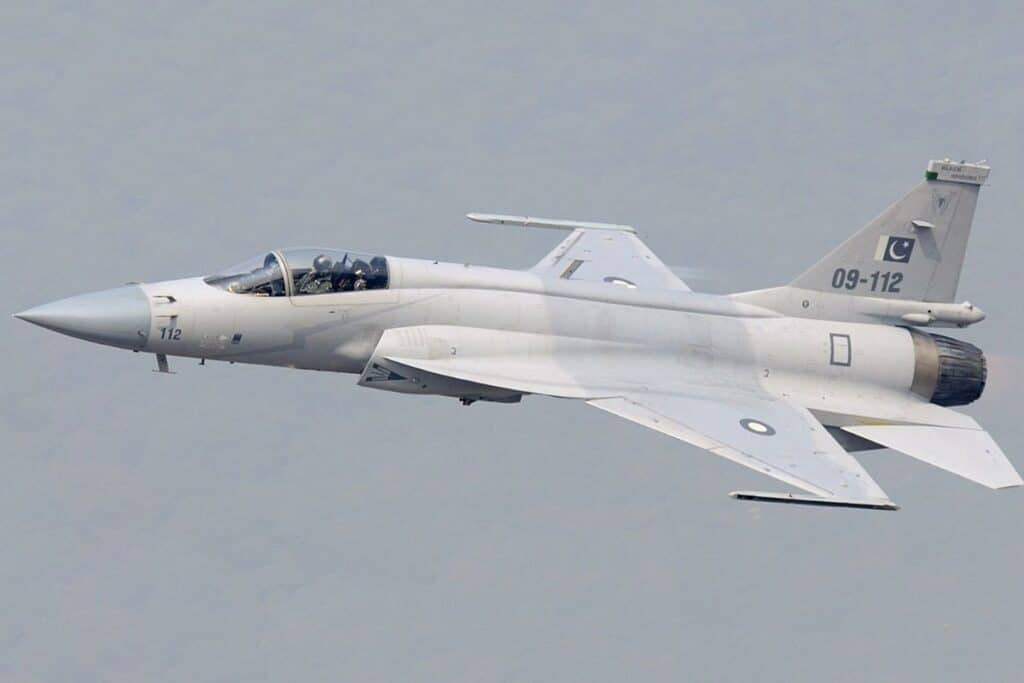 JF-17 pakistanais en novembre 2010.