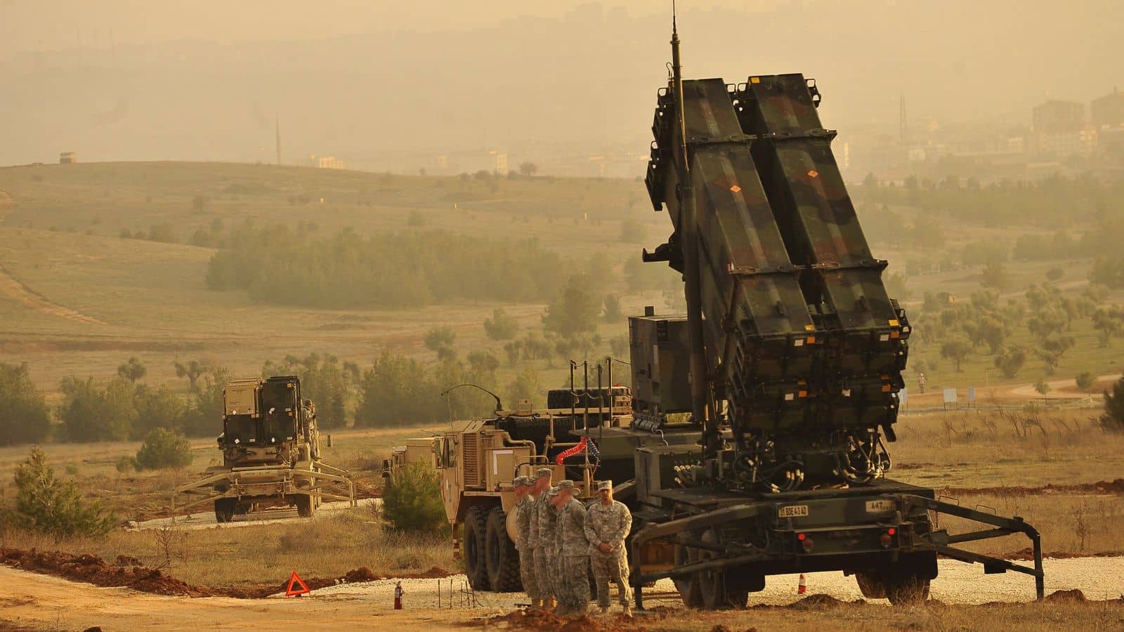 Les Etats-Unis annoncent vouloir quadrupler leur production de missiles en urgence mais remettre à plat toute la chaine de production risque de mettre des années