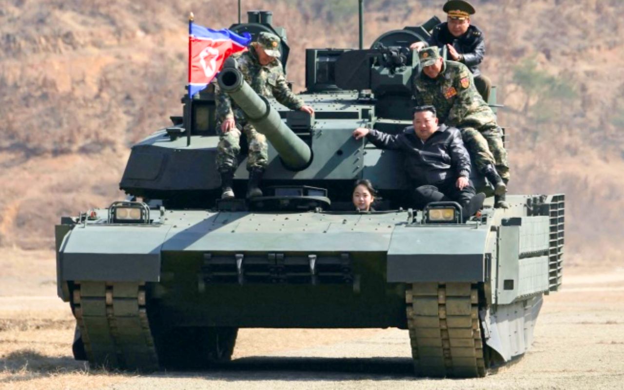 La Corée du Nord dévoile un nouveau char qui pourrait changer la donne : le Chonma 20 entre en scène avec une protection active inédite