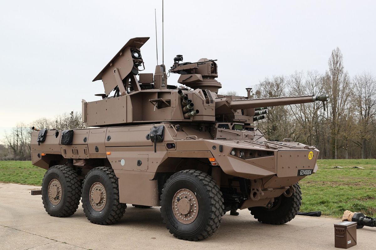 Ce projet militaire franco-belge veut créer une nouvelle catégorie de blindés et conquérir un nouveau marché avec le Jaguar 105 dévoilé lors du salon Eurosatory