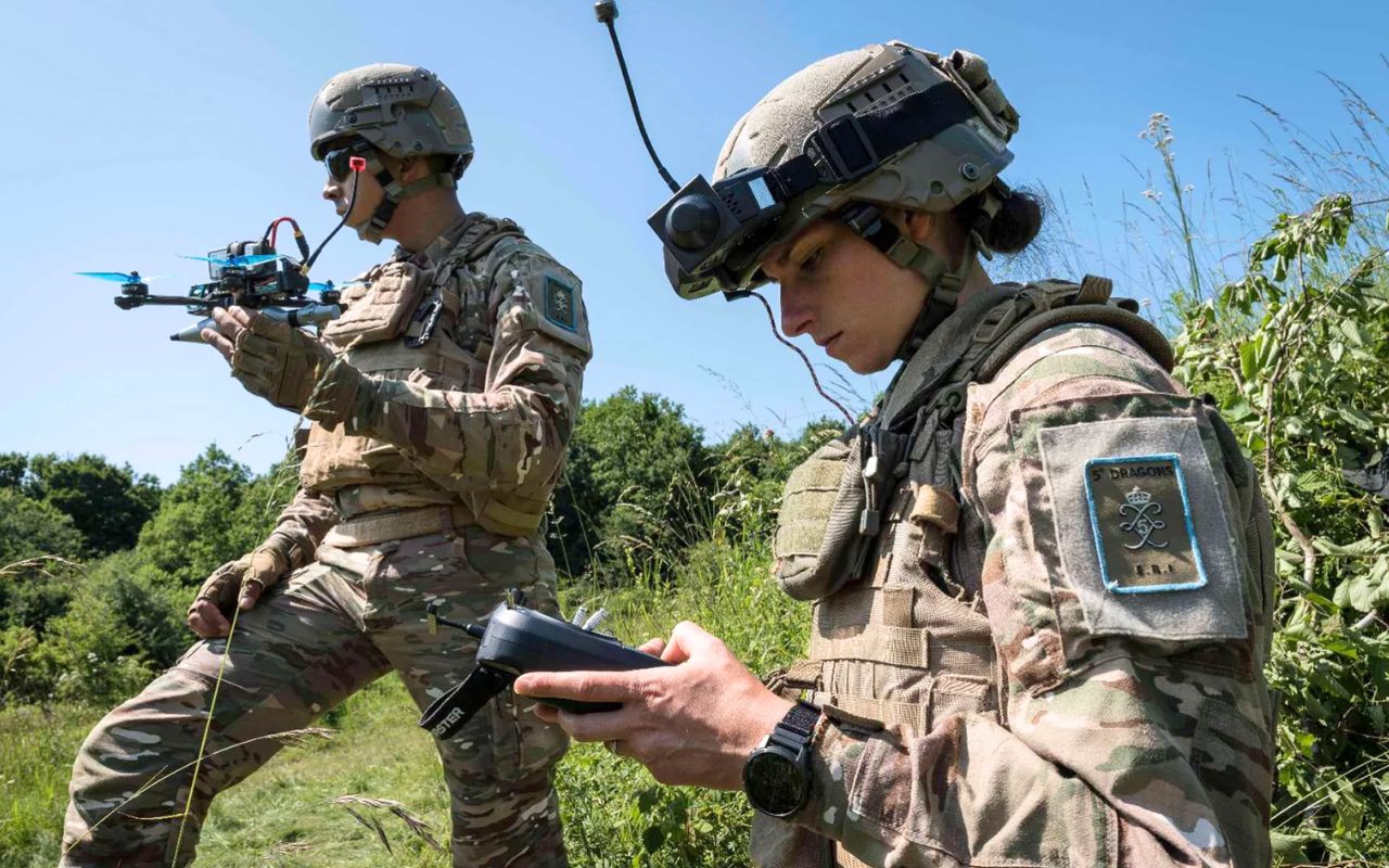 La France reconnaît qu'elle n'était pas prête pour la guerre des drones et injecte 8,5 milliards pour quadrupler ses munitions téléopérées et tripler ses bombes AASM Hammer avant 2030