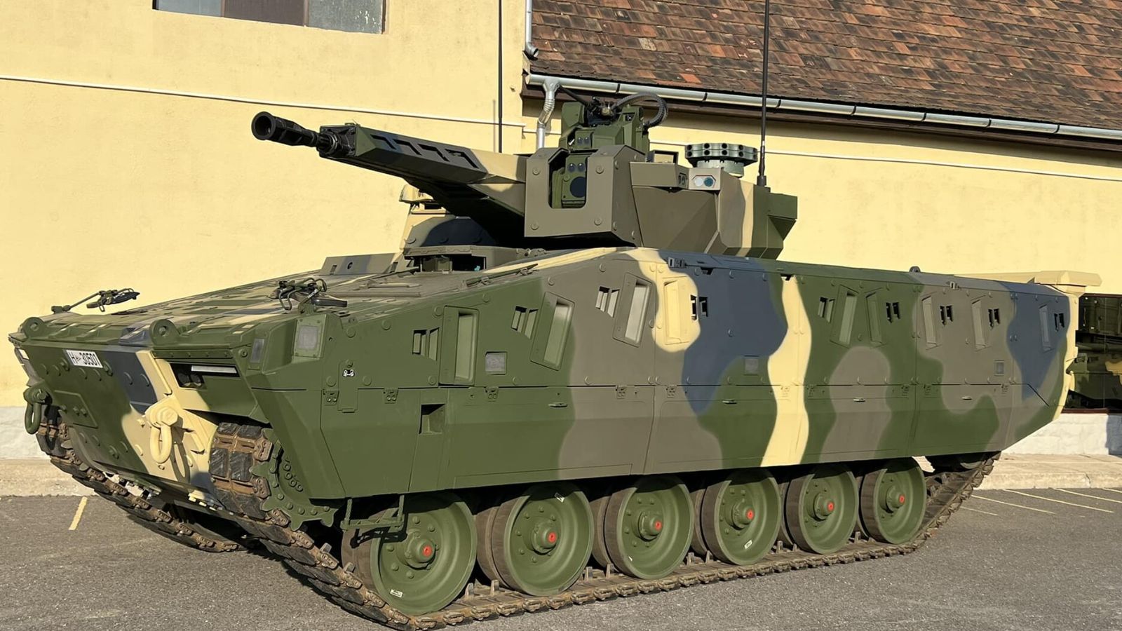 La France regardera filer en Allemagne ce méga-contrat d'armement de 3,3 milliards d'euros pour 298 Lynx puisqu'elle n'avait rien à proposer à la Roumanie