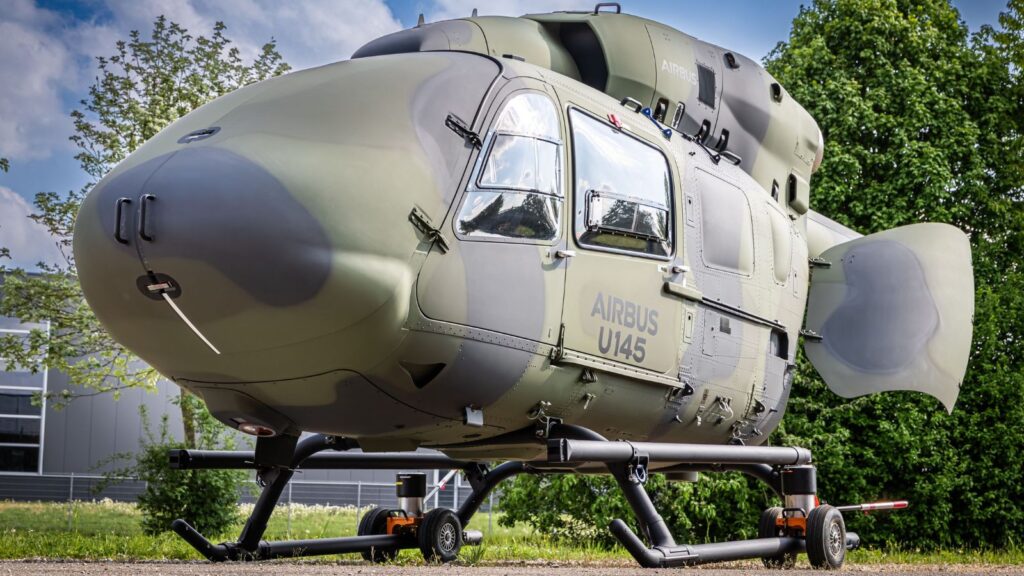Le prototype de U145 dévoilé par Airbus.