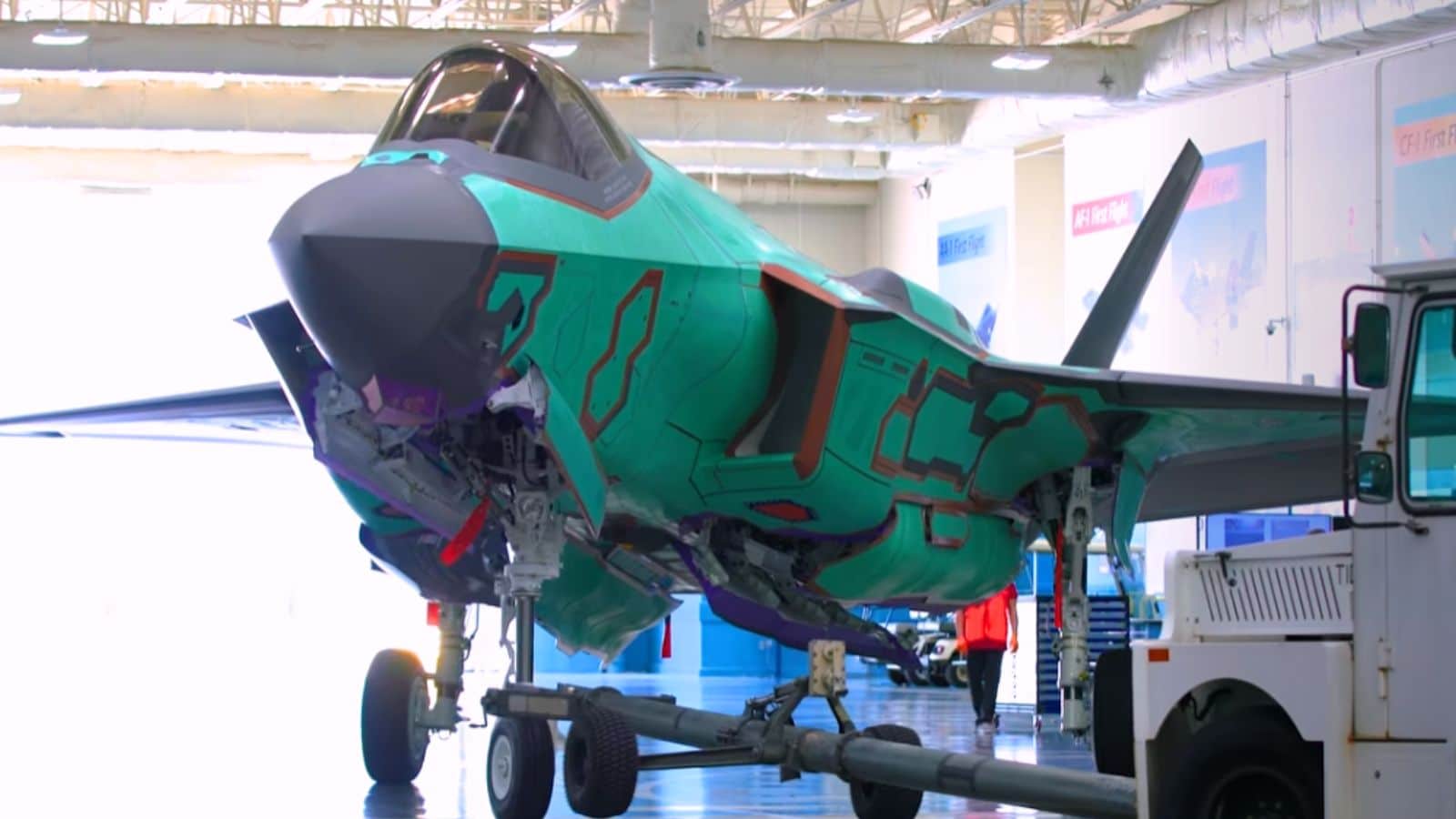 Ce F-35 à destination de l'Allemagne est le symbole d'une Europe à la dérive qui verra bientôt plus de 50% de son parc d'avions de chasse être d'origine américaine