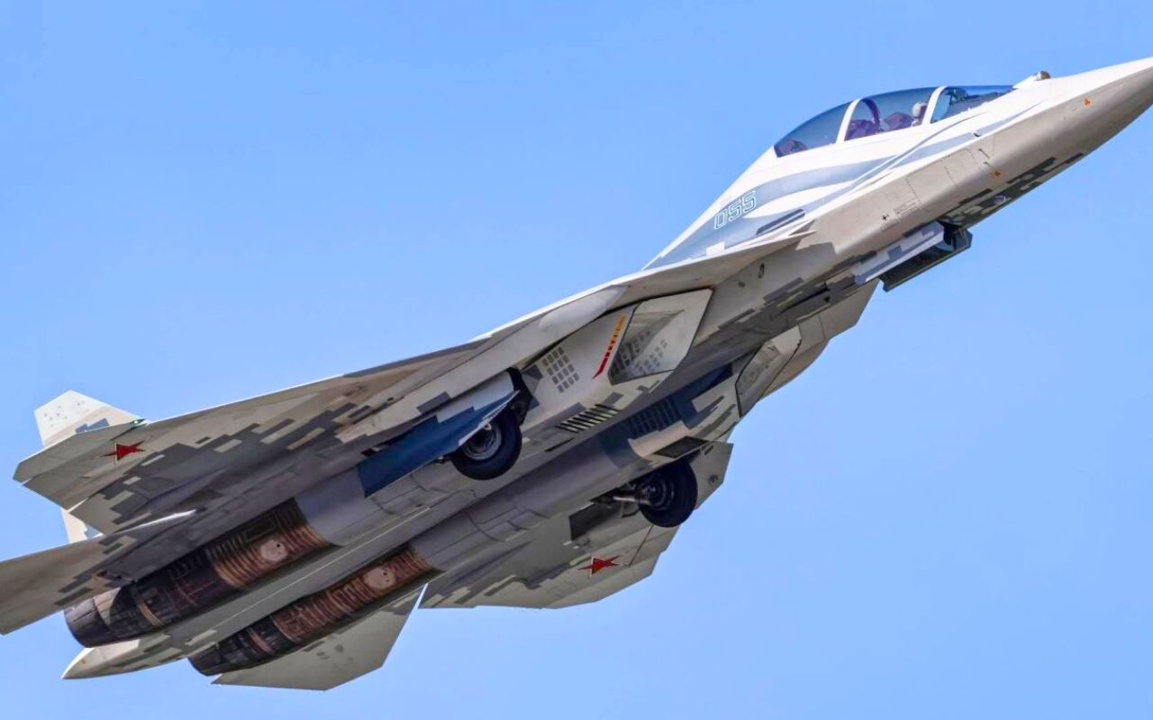 La Russie dévoile l'avion qui pourrait tout changer dans la course mondiale au chasseur de 6e génération