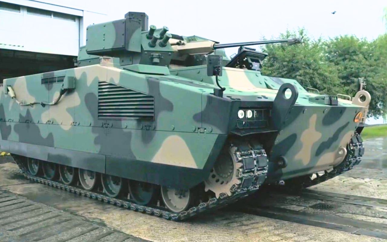 La Pologne dévoile un blindé qu'elle a conçu, produit et armé sans dépendre de personne