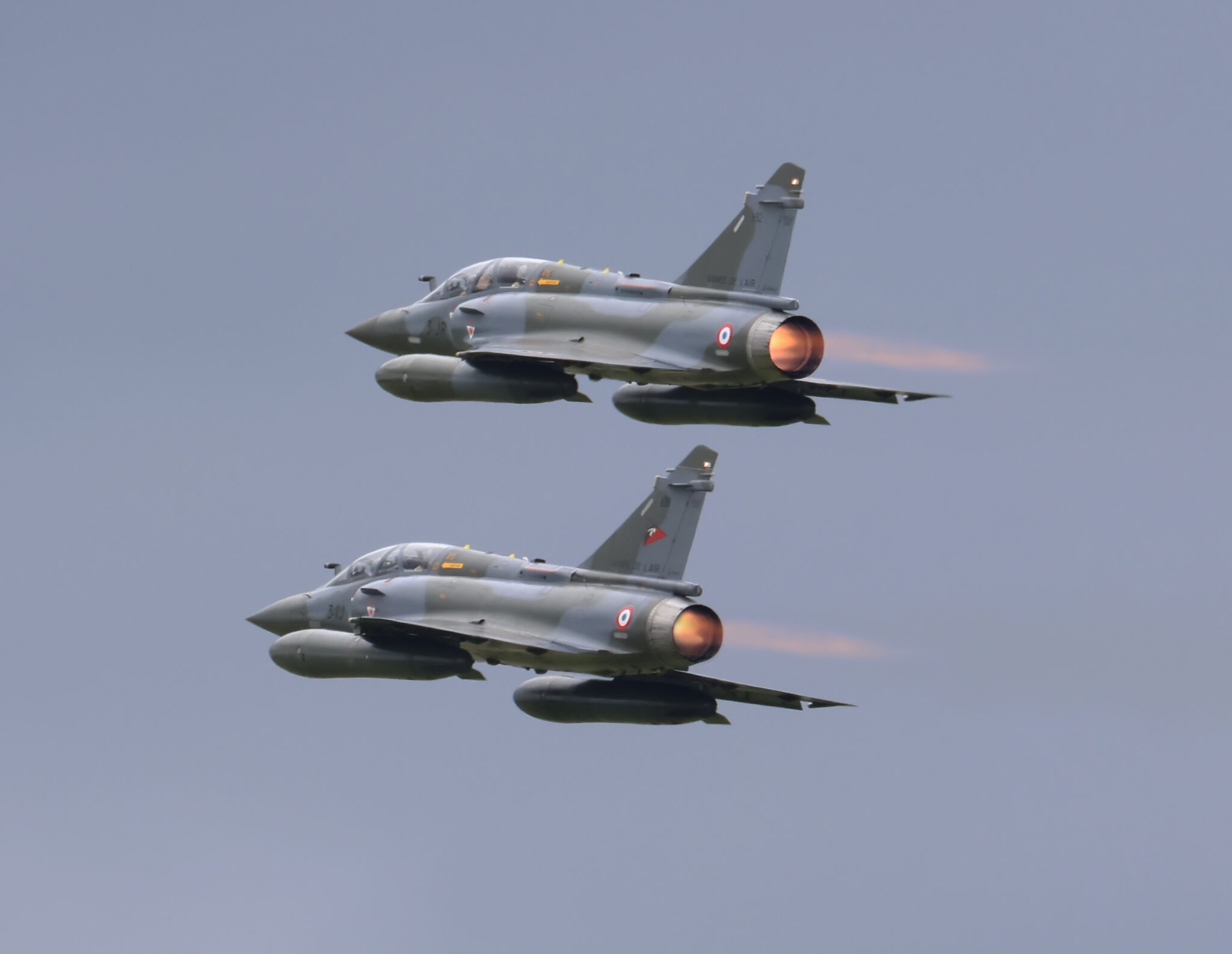 À bientôt quarante ans, le Mirage 2000D prouve qu'un bon avion de combat ne part jamais vraiment à la retraite (Source : Creative Commons)