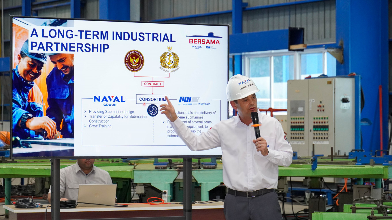 Vincent Vumont, directeur de production indonésien du groupe Naval, a évoqué la répartition des tâches entre le chantier naval français et le chantier naval public PT PAL Indonesia