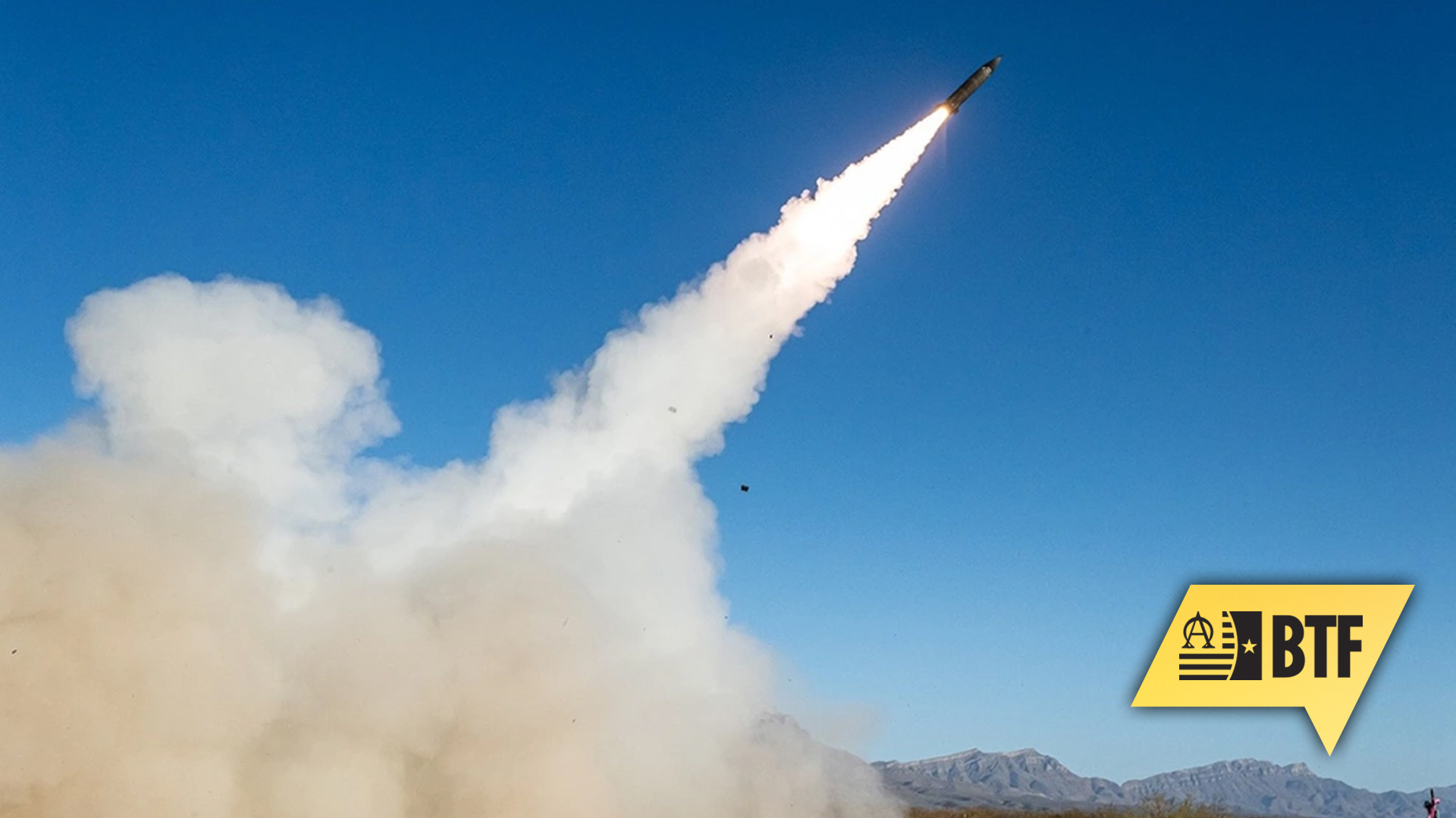 Le missile PrSM a récemment été tiré depuis un M270A2 et un HIMARS de l'armée américaine au champ de tir de White Sands, au Nouveau-Mexique. (Photo : Christopher Bohn, US Army)
