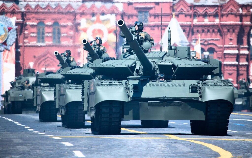 La Russie vante un char capable de contourner l’ennemi sans se faire voir, les photos vérifiées en recensent 1 311 détruits ou capturés
