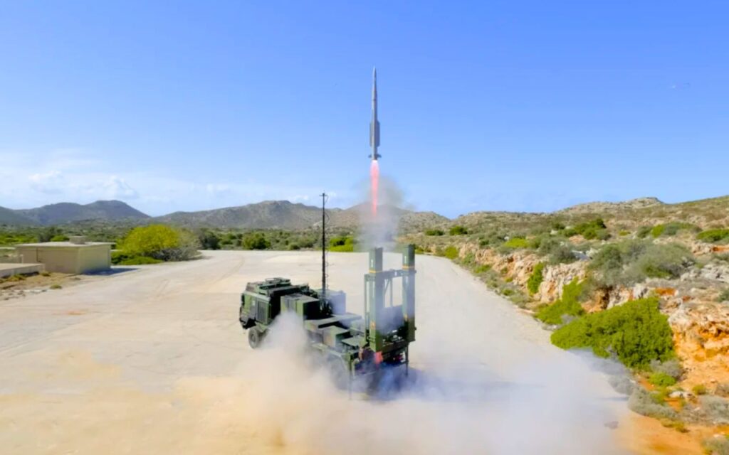 Une grue non homologuée a empêché l’armée allemande de tirer un seul missile de son nouveau bouclier antiaérien pendant un an et demi