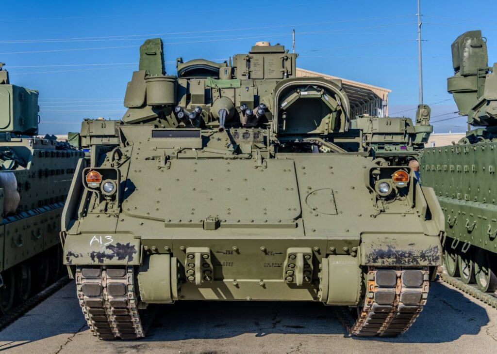 L&rsquo;armée des Etats-Unis a mis des années à blinder ce véhicule contre les missiles, le problème n&rsquo;était pas la technologie mais l&rsquo;électricité