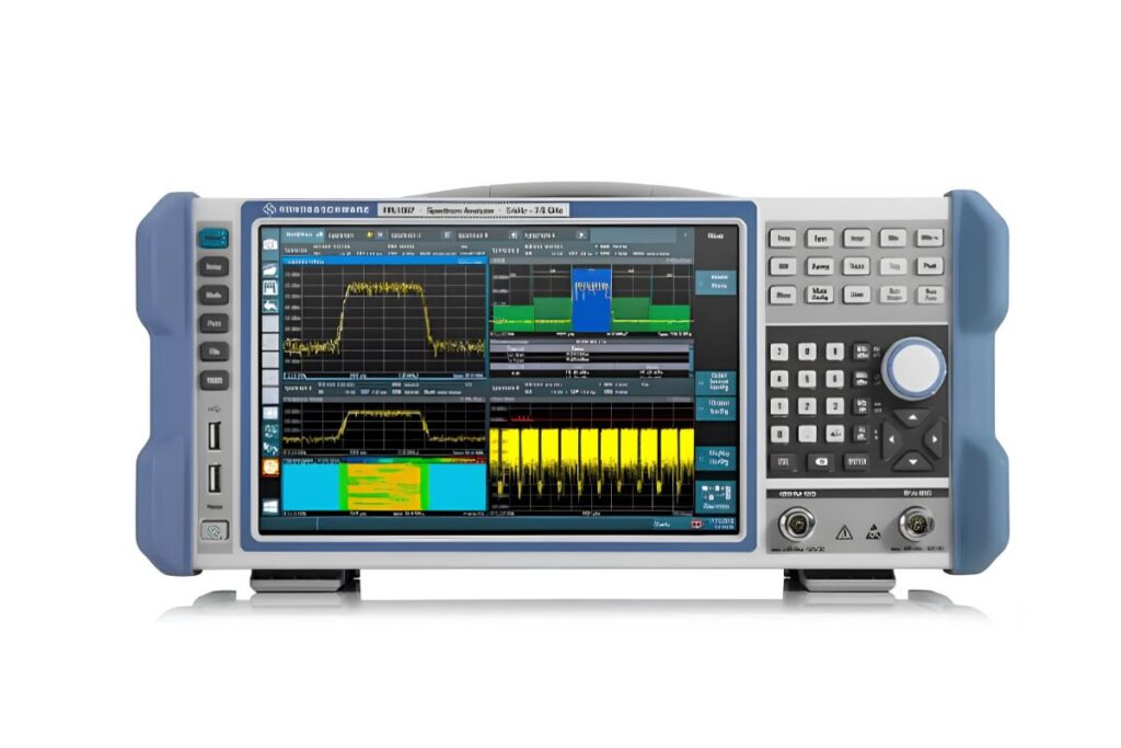 Le système ICS Monitoring a été déployé pendant ORION 26 pour surveiller le spectre électromagnétique en temps réel.
