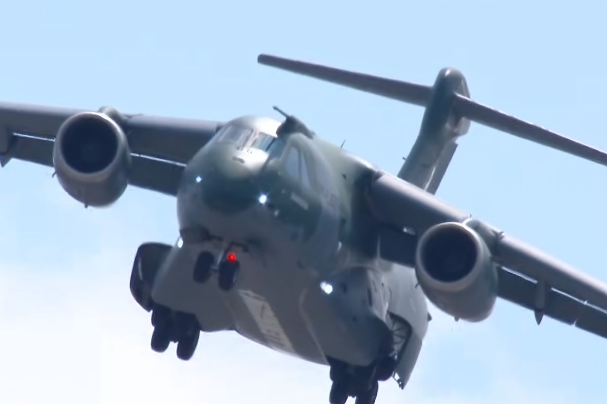 Le Brésil commence à faire de l'ombre à Airbus et Lockheed Martin avec le plus gros contrat de l'histoire d'Embraer pour 20 KC-390 achetés par les Émirats arabes unis